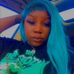 Meet your Posher, Kristen